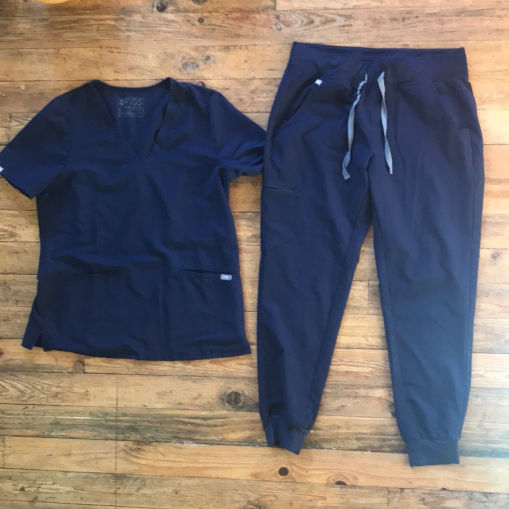 Figs scrub set